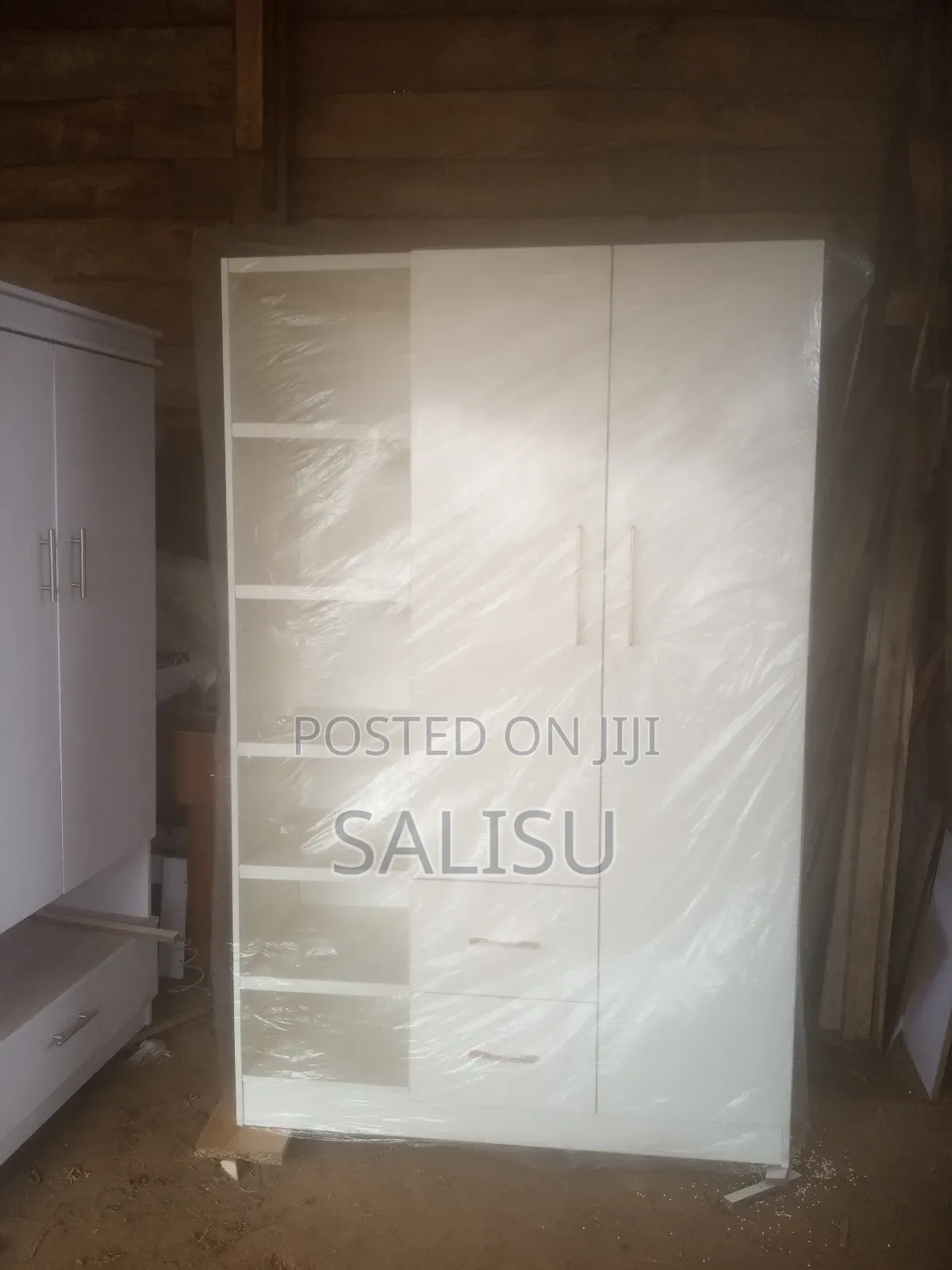 Wardrobe 4ft by 6.5ft