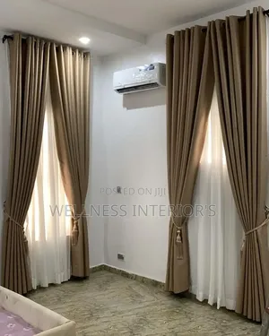 B G Curtain