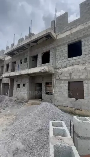 3bdrm Apartment In Life Camp For Sale