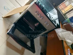 Maxi 4 Gas Burner Gas Cooker With Oven + Glass Lid