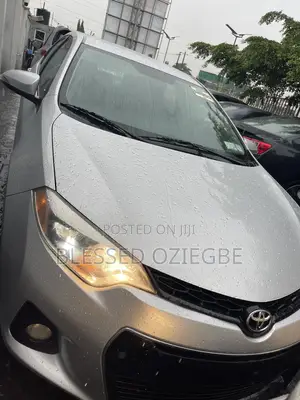 Toyota Corolla 2015 Silver