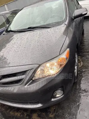 Toyota Corolla 2009 Gray