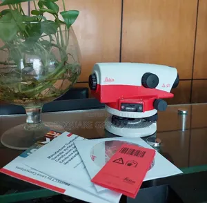 Leica Na720 Leveling Instrument