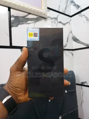 New Samsung Galaxy S22+ 5G 256 GB Black