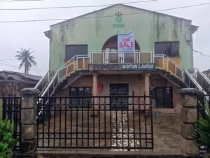 For Sale – Open Hall Property With 4bedroom Service Apartment