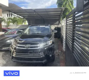 Toyota Highlander XLE 4dr SUV (3.5L 6cyl 6A) 2015 Black