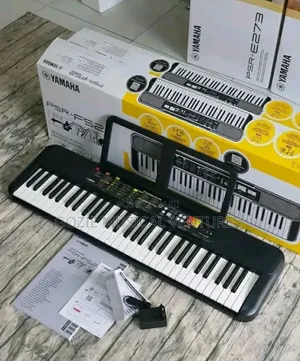 Original Yamaha Keyboard PSR -F52 Complete 61 Keys Synthesizer Piano
