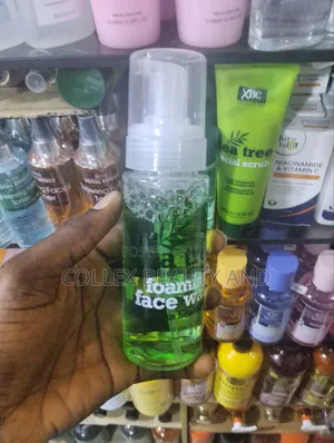 Tea Tree Foaming Face Wash