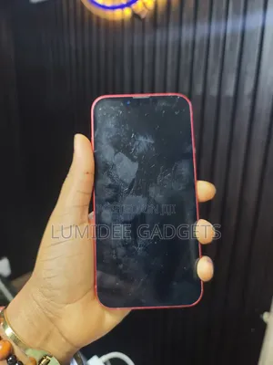Apple iPhone 13 128 GB Red