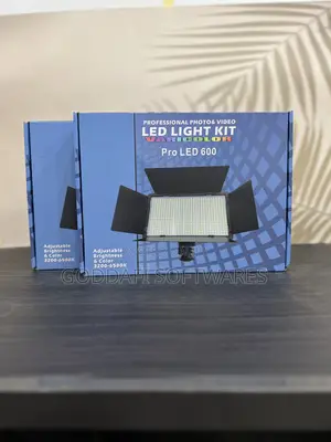 Pro Led 600 Professional Photo Video Led Light Kit