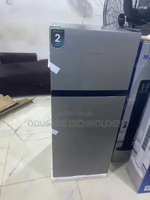 172dr Hisense Refrigerator With Ice Box