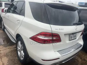 Mercedes-Benz M Class 2014 White