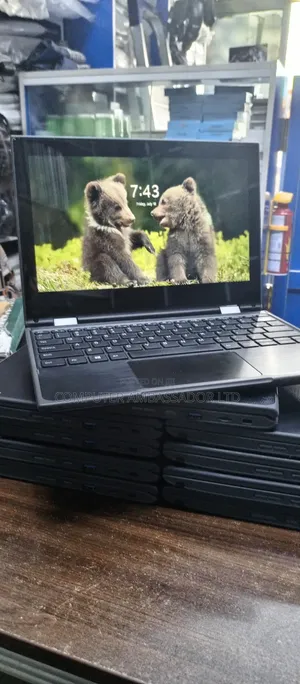 Laptop Lenovo 300e 4GB Intel SSD 128GB