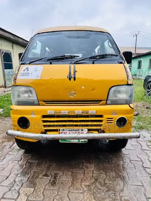 Suzuki APV Minibus 2008 Yellow