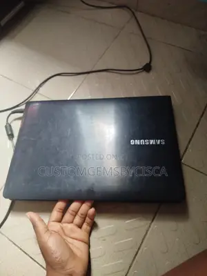 Laptop Samsung Ativ 4GB Intel Core i3 HDD 500GB