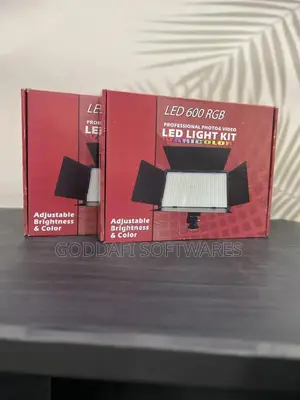 Led 600 RGB Professional Photo Video Light Kit