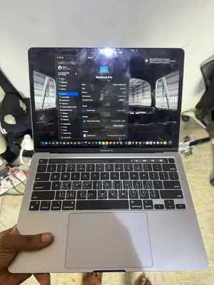 Laptop Apple MacBook Air 2022 M2 8GB Apple M2 SSD 256GB