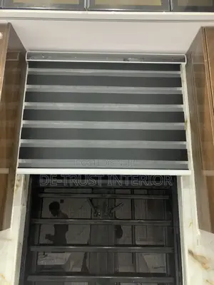 Clean Window Blind