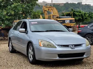 Honda Accord 2004 Silver