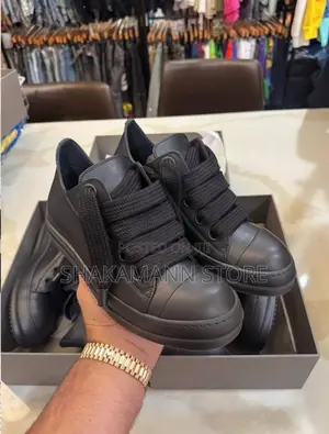 The Rick Owens Jumbo Lace Sneakers Low Calf Grain Leather