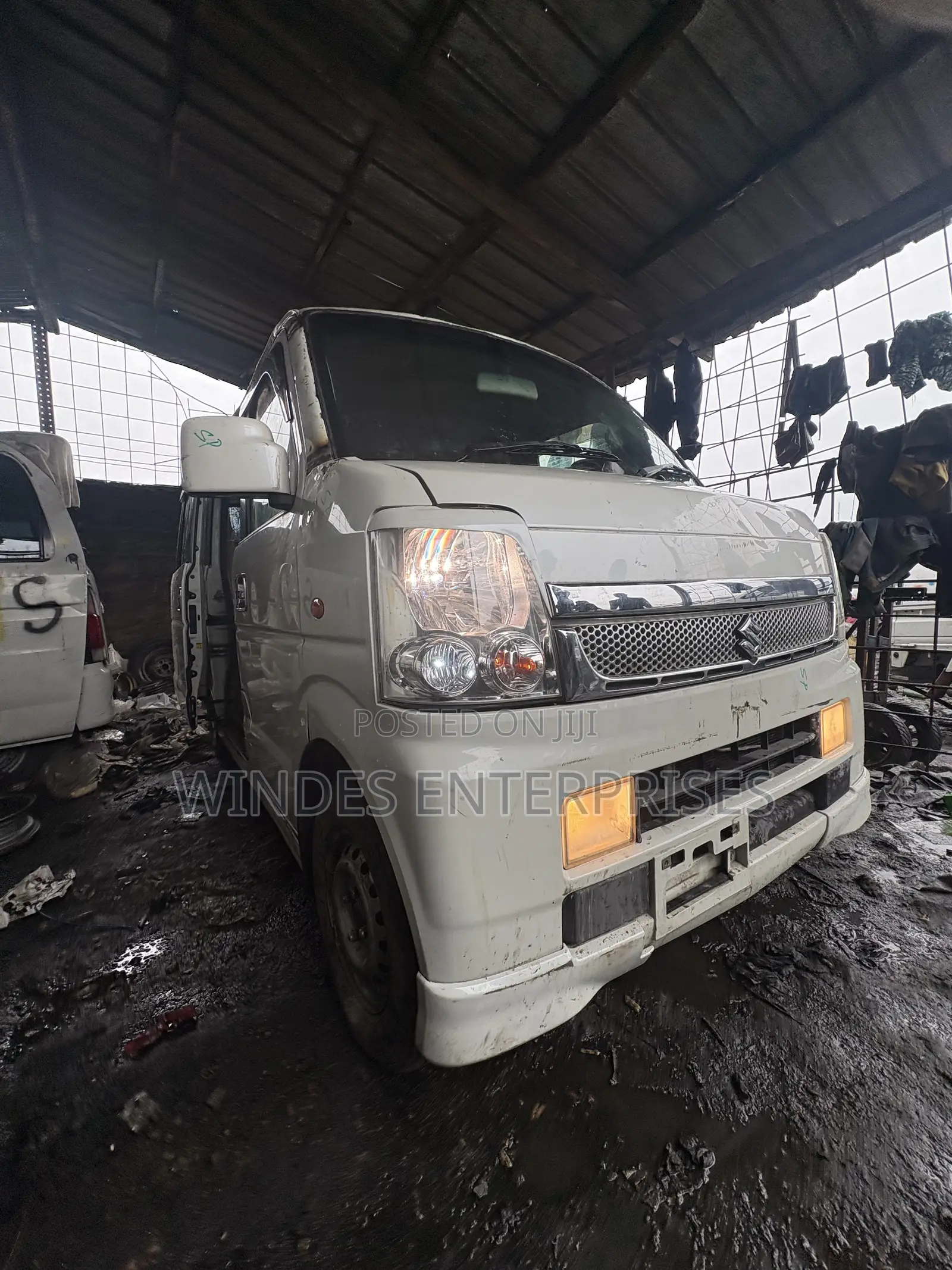 Suzuki Every 2015 White