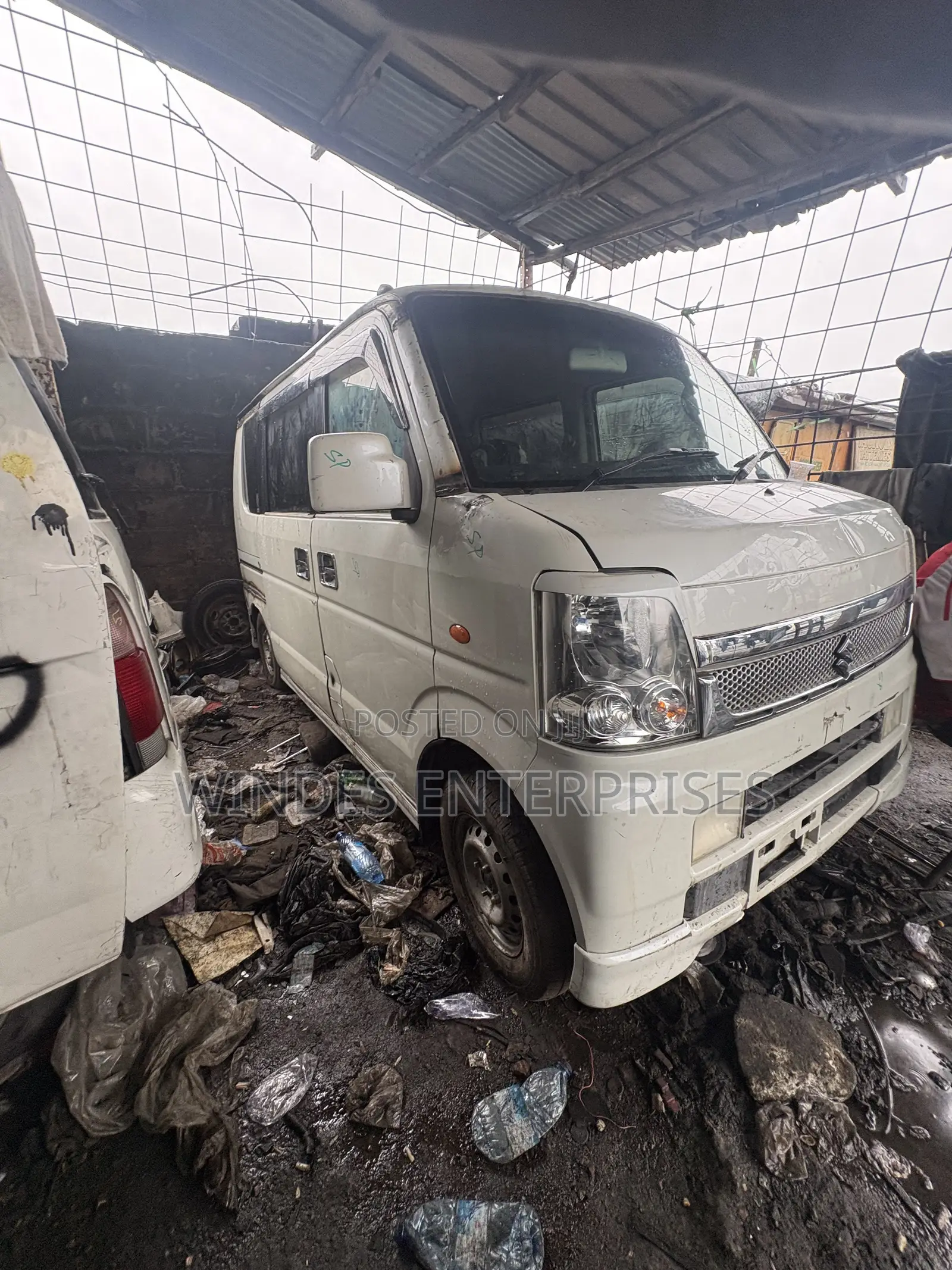 Suzuki Every 2015 White