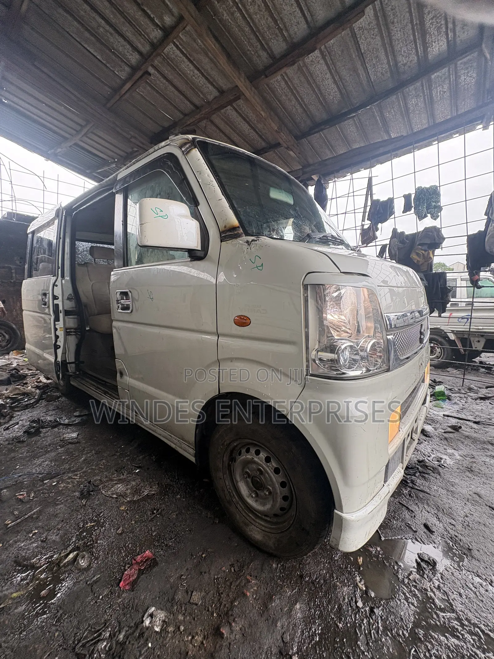 Suzuki Every 2015 White
