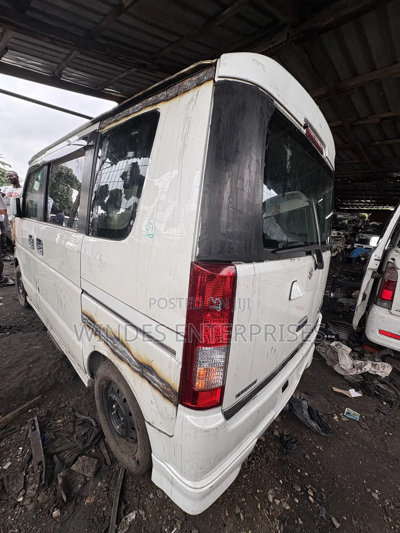 Suzuki Every 2015 White