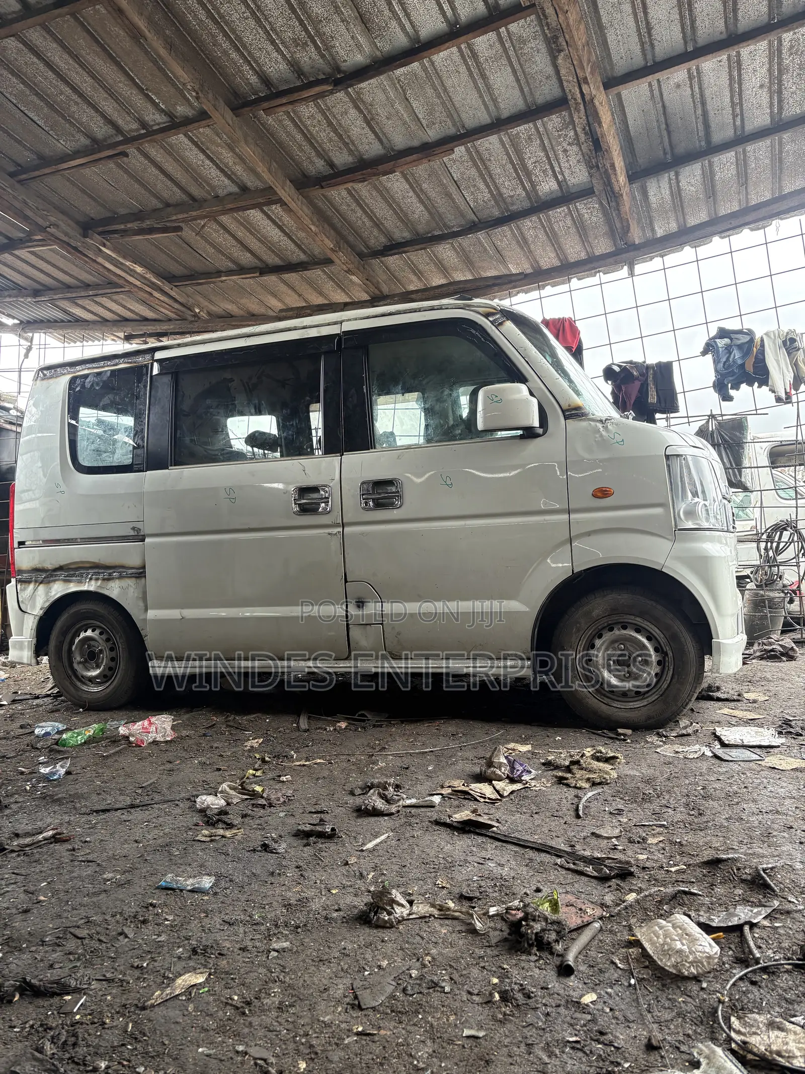 Suzuki Every 2015 White