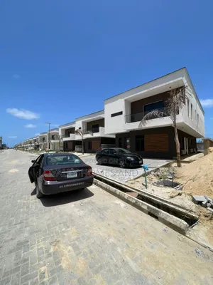 5bdrm Duplex in Lekki Phase 1 for sale
