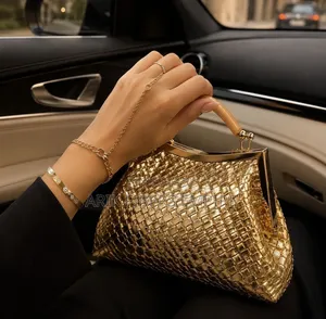Super Clutch Bag