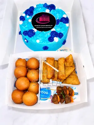 8 Inches Cake and Small Chops Package
