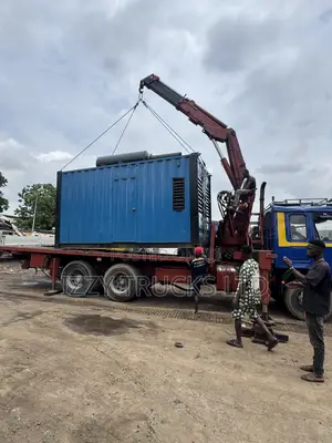 Loading And Unloading With Crane Truck