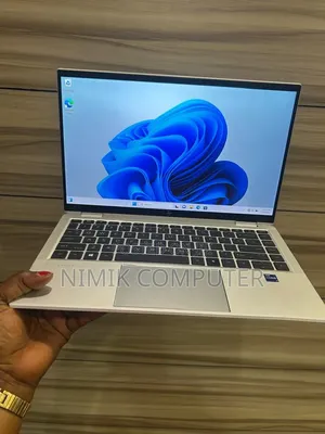Laptop HP EliteBook 1040 G8 16GB Intel Core i7 SSD 512GB