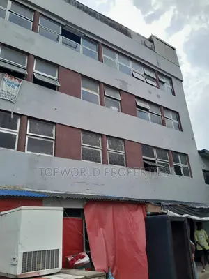 Functional Shopping Complex at Apapa