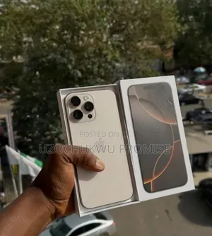 New Apple iPhone 16 Pro Max 256 GB Gold