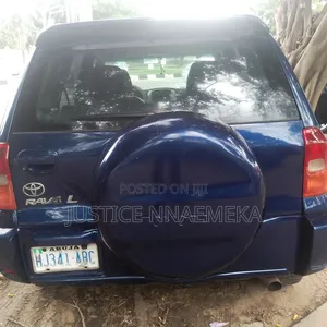 Toyota RAV4 2006 Blue