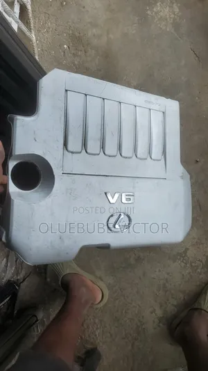 Engine Cover Rx350 010