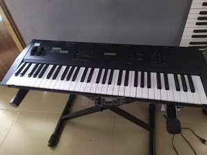 Yamaha Sy55 Synthesizer Keyboard
