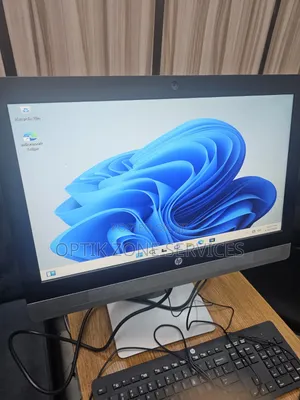 Desktop Computer HP ProOne 400 8GB Intel Core i5 SSD 256GB