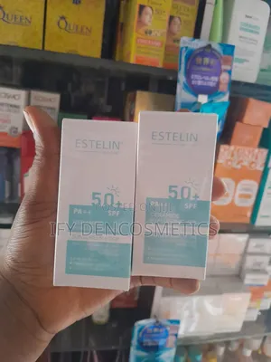 Estelin Ceramide Hyaluronic Acid Sunscreen Stick With SPF 50+