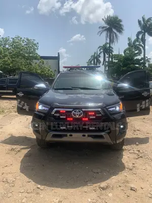 Toyota Hilux V6 Adventure for Hire