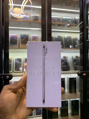 New Apple iPhone Air 256 GB Gold