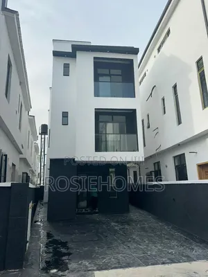2bdrm Apartment in Chevron for rent