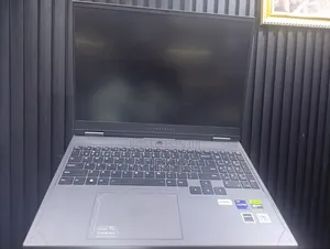 Laptop 16GB Intel Core i9 SSD 1T