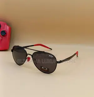Oakley Luxury Men Designer Glasses – Trendy, Stylish Premium Quality