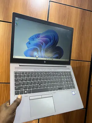 Laptop HP ZBook 15u 16GB Intel Core i7 SSD 256GB