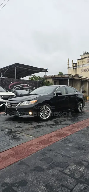 Lexus ES 2015 Black