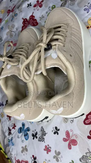 Neat Adidas’S Sneakers