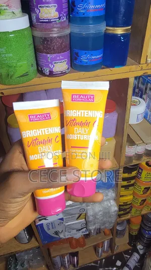 Beauty Formulas Brightening Vitamin C Daily Moisturiser